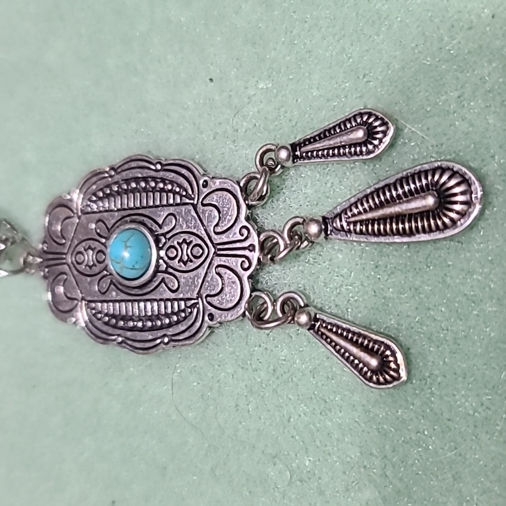 Handmade Neclace Western - Picture 3 of 4